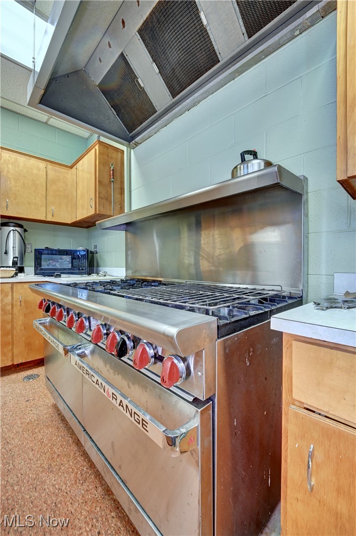 204 W Main Street Dalton OH 44618