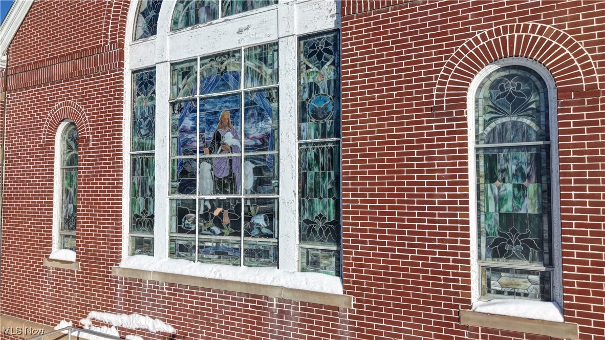 204 W Main Street Dalton OH 44618