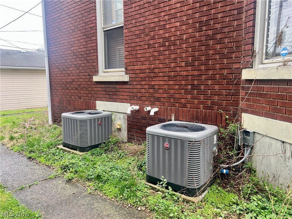 205 N 5th Street Martins Ferry OH 43935