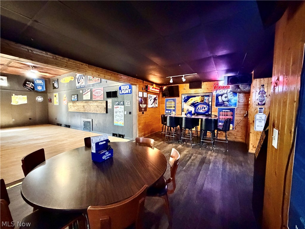 1111 Niles Cortland Road NE Howland OH 44484