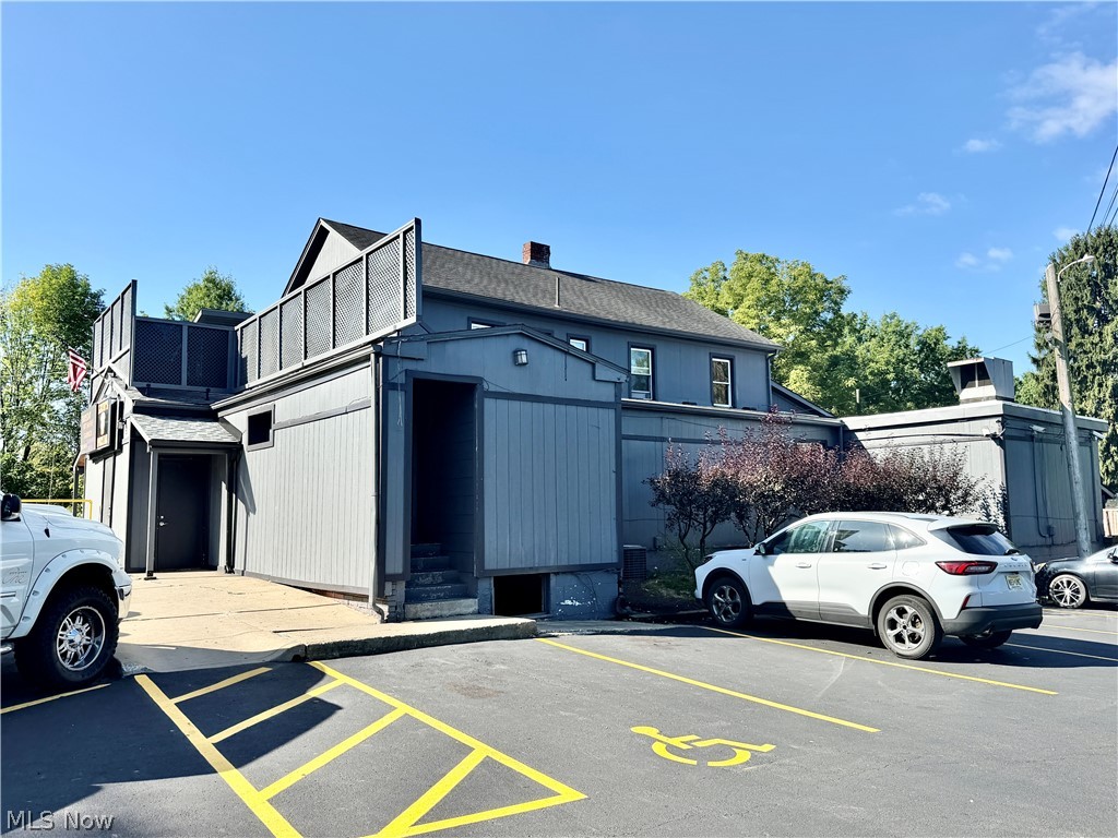 1111 Niles Cortland Road NE Howland OH 44484