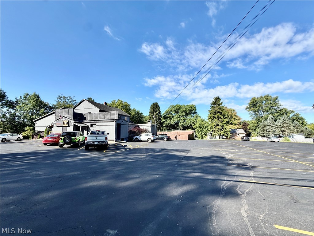 1111 Niles Cortland Road NE Howland OH 44484