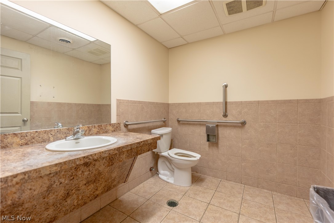 2729 Cleveland Avenue NW Canton OH 44709