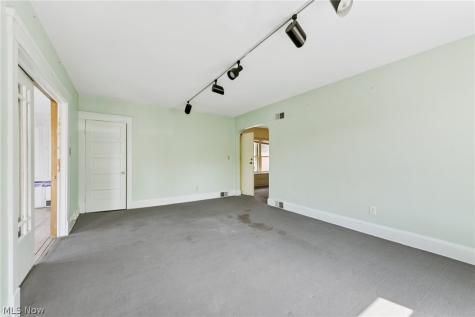 12610 Larchmere Avenue Cleveland OH 44120
