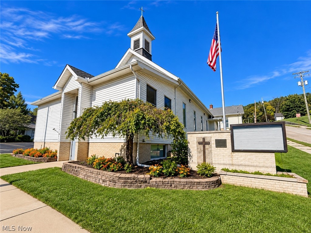 44 E Wood Street Lowellville OH 44436