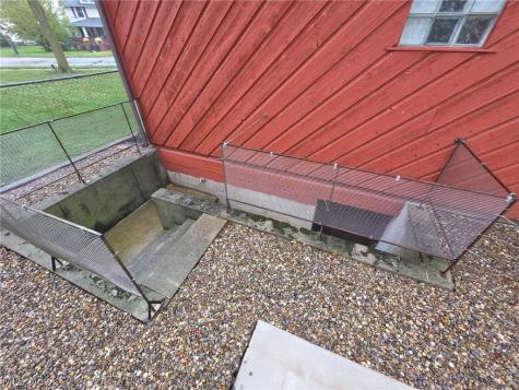 1319 W Erie Avenue Lorain OH 44052