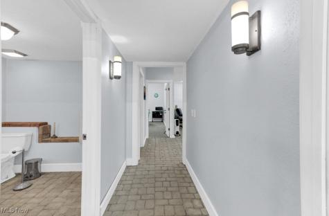 7000 Alliance Road NW Malvern OH 44644