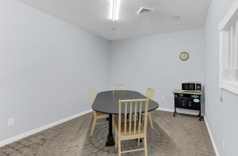 7000 Alliance Road NW Malvern OH 44644