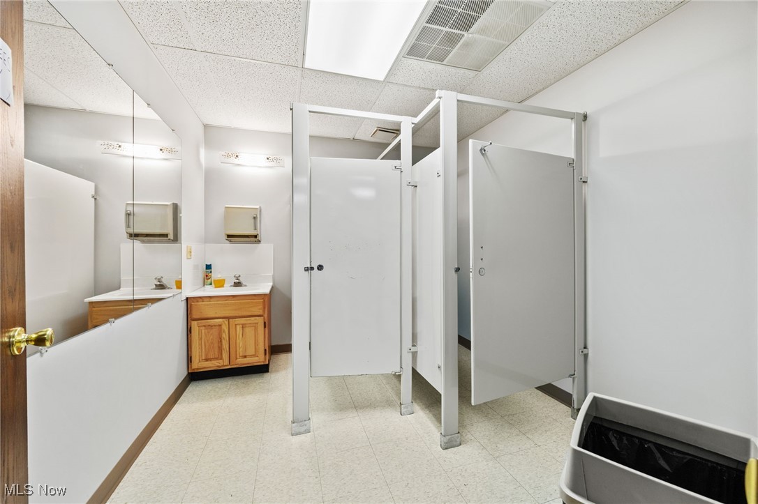 223 2nd Street Barberton OH 44203