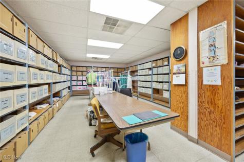 223 2nd Street Barberton OH 44203