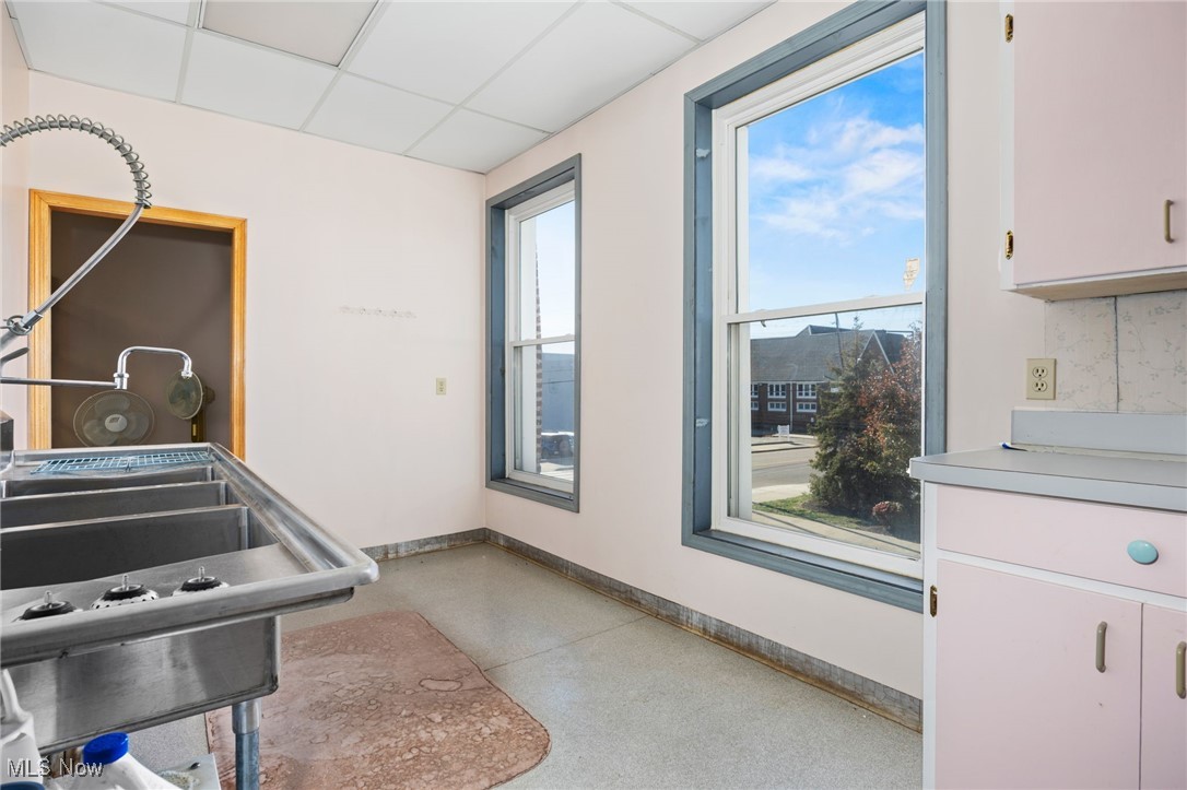 223 2nd Street Barberton OH 44203