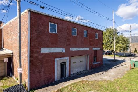 223 2nd Street Barberton OH 44203