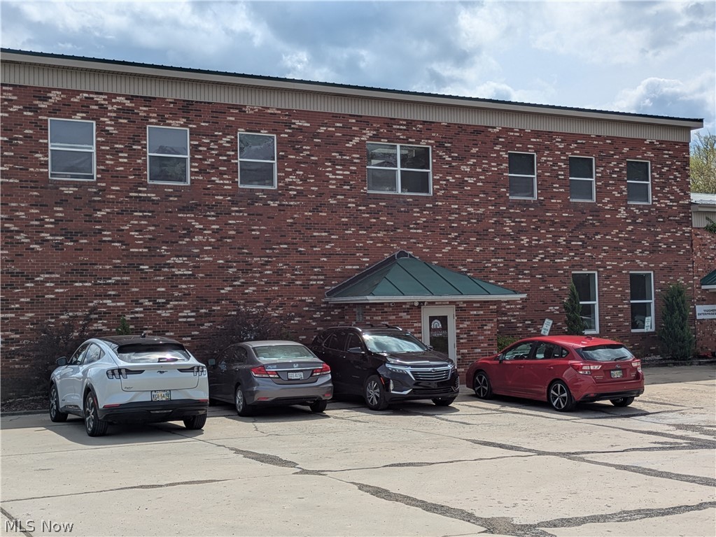 9755 Plank Road Montville OH 44064