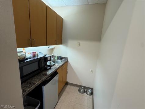 771 Moon Street Akron OH 44307