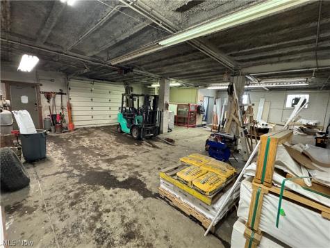 771 Moon Street Akron OH 44307