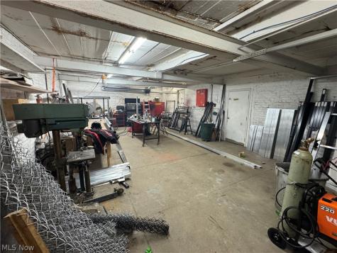 771 Moon Street Akron OH 44307