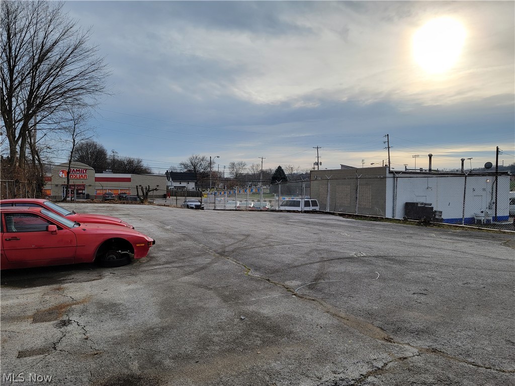 771 Moon Street Akron OH 44307