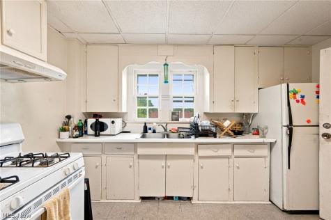 642 E Summit Street Kent OH 44240