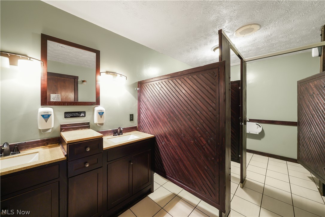 8148 Main Street Garrettsville OH 44231