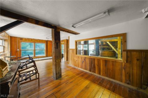 8148 Main Street Garrettsville OH 44231