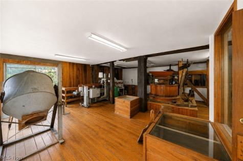 8148 Main Street Garrettsville OH 44231