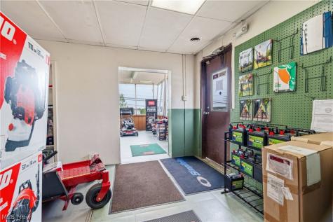 764 College Street Wadsworth OH 44281
