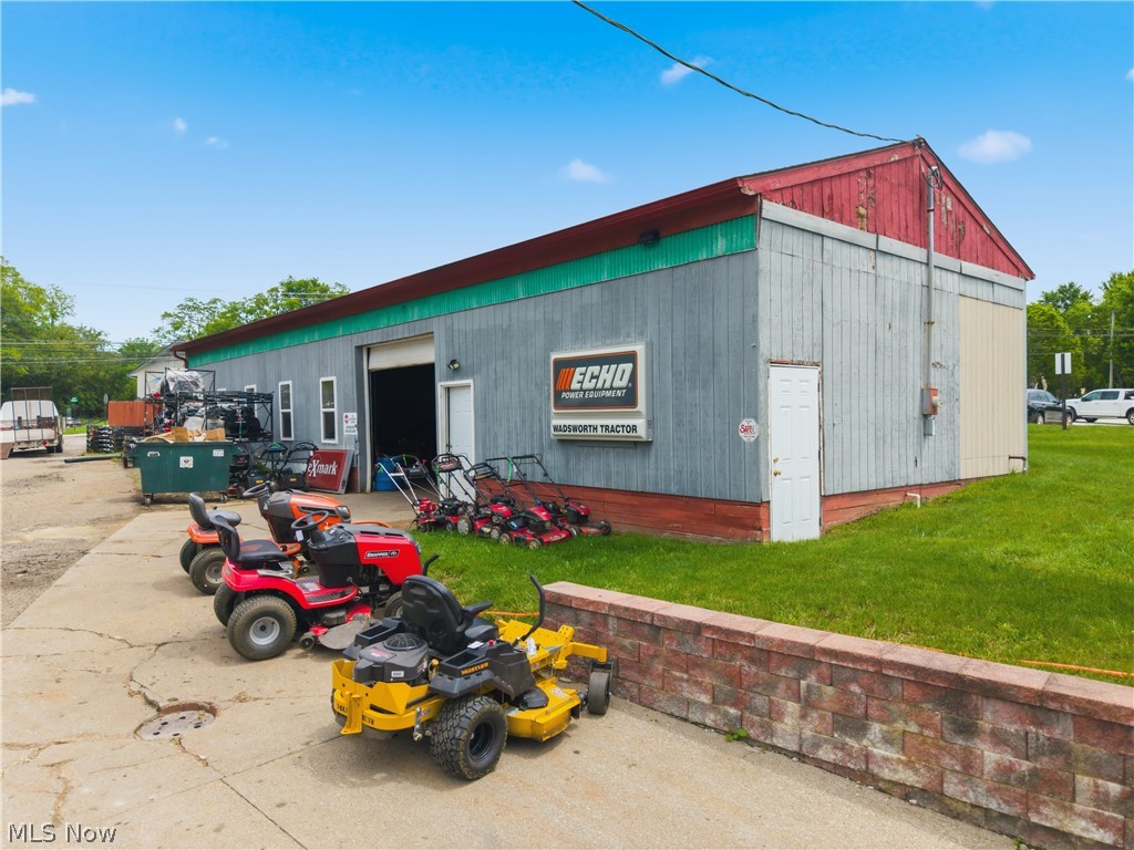 764 College Street Wadsworth OH 44281