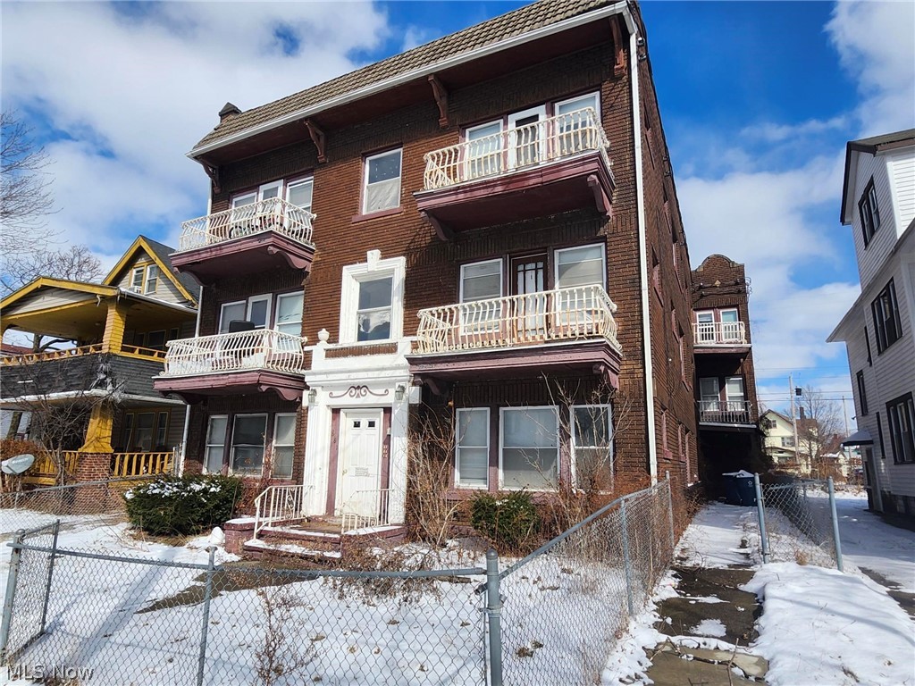 881 Eddy Road Cleveland OH 44108