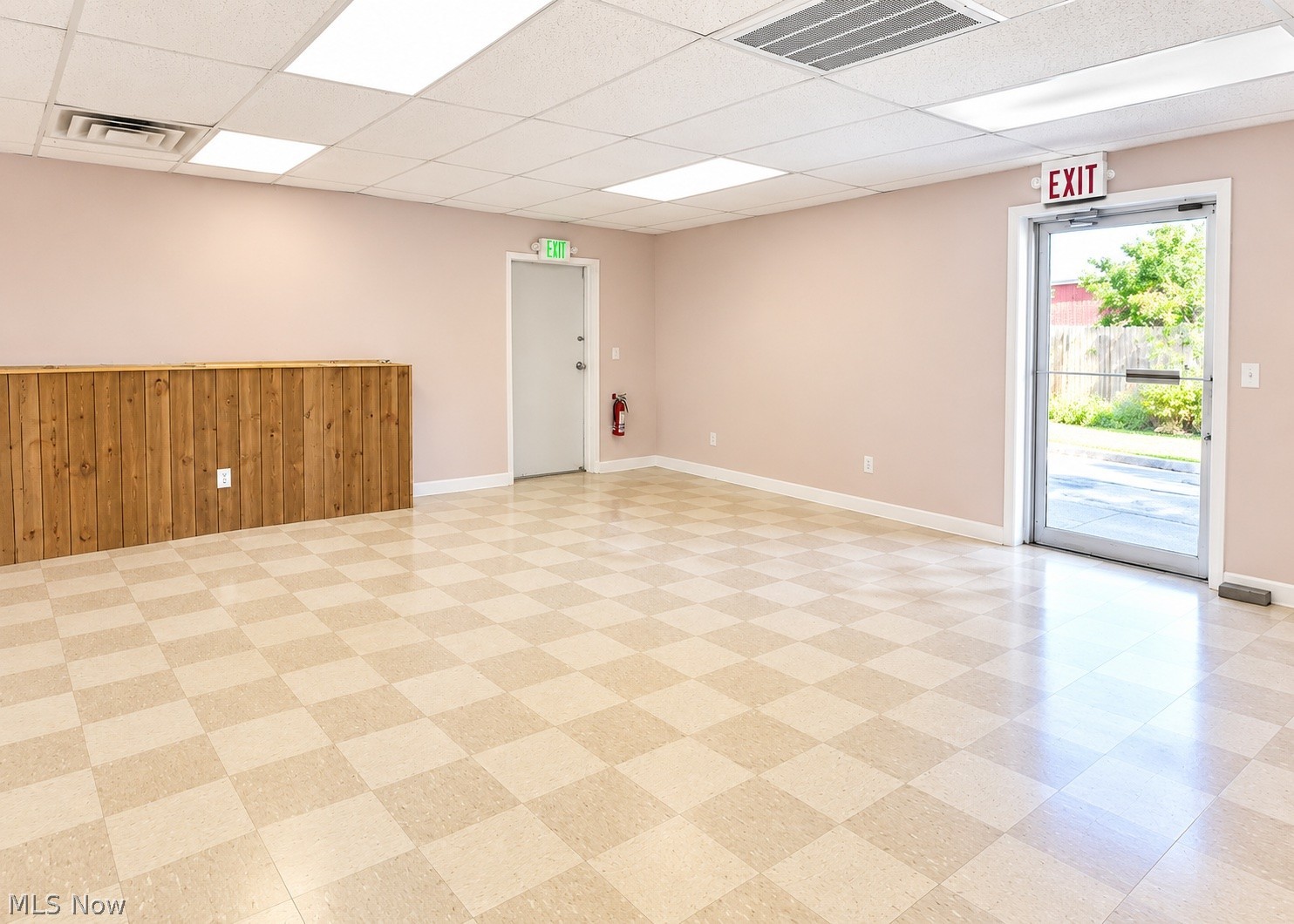 326 W Main Road Conneaut OH 44030
