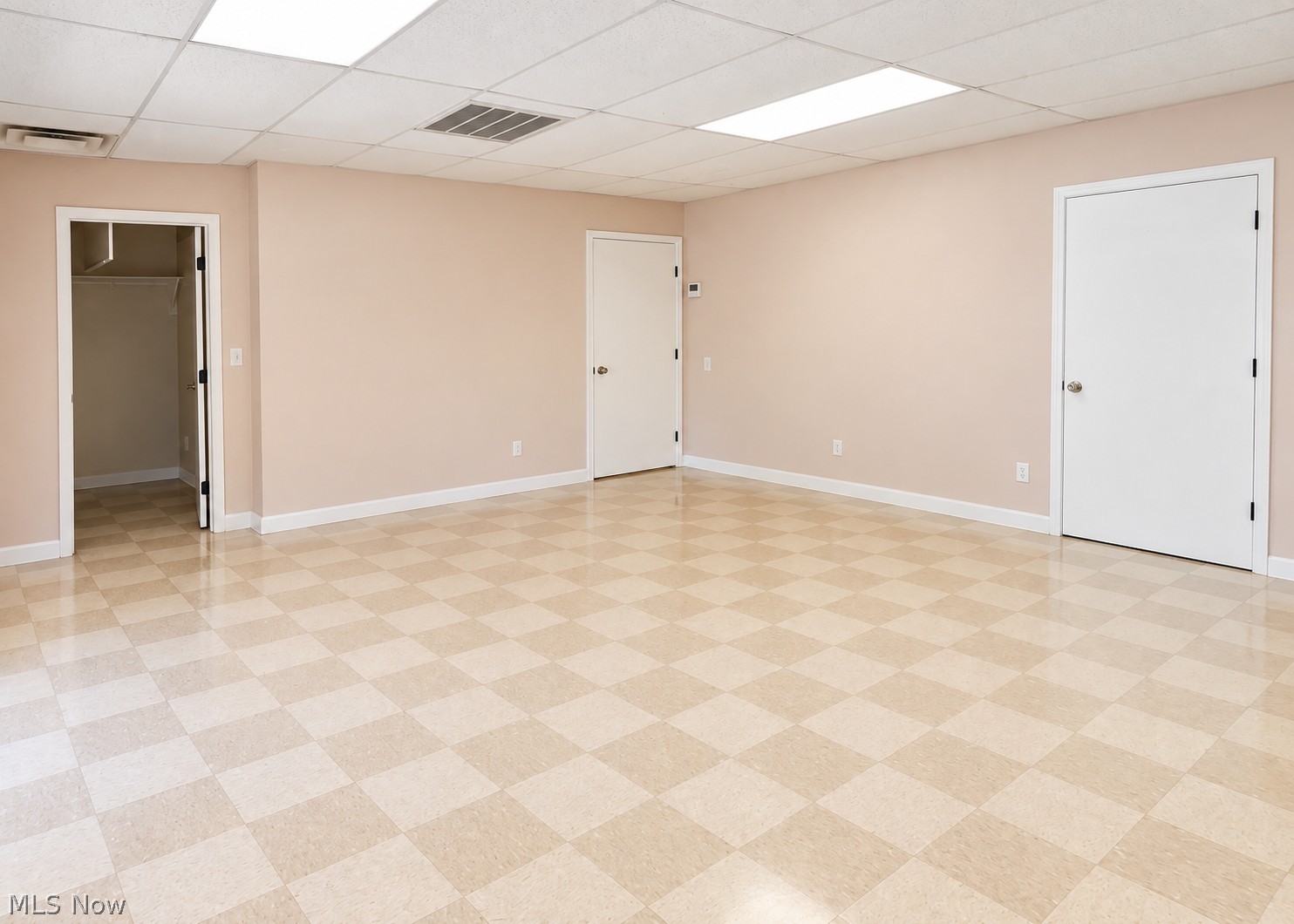 326 W Main Road Conneaut OH 44030