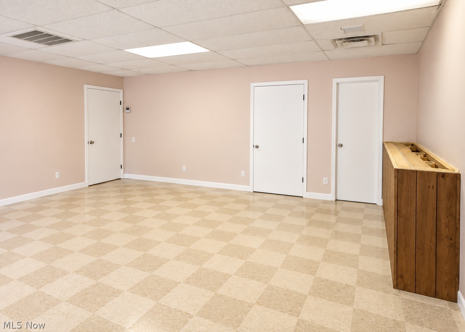 326 W Main Road Conneaut OH 44030