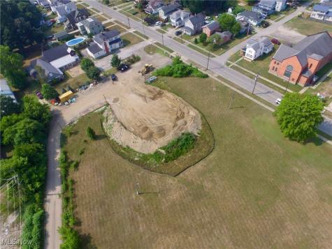 135 & 119 S Eagle Street Geneva OH 44041