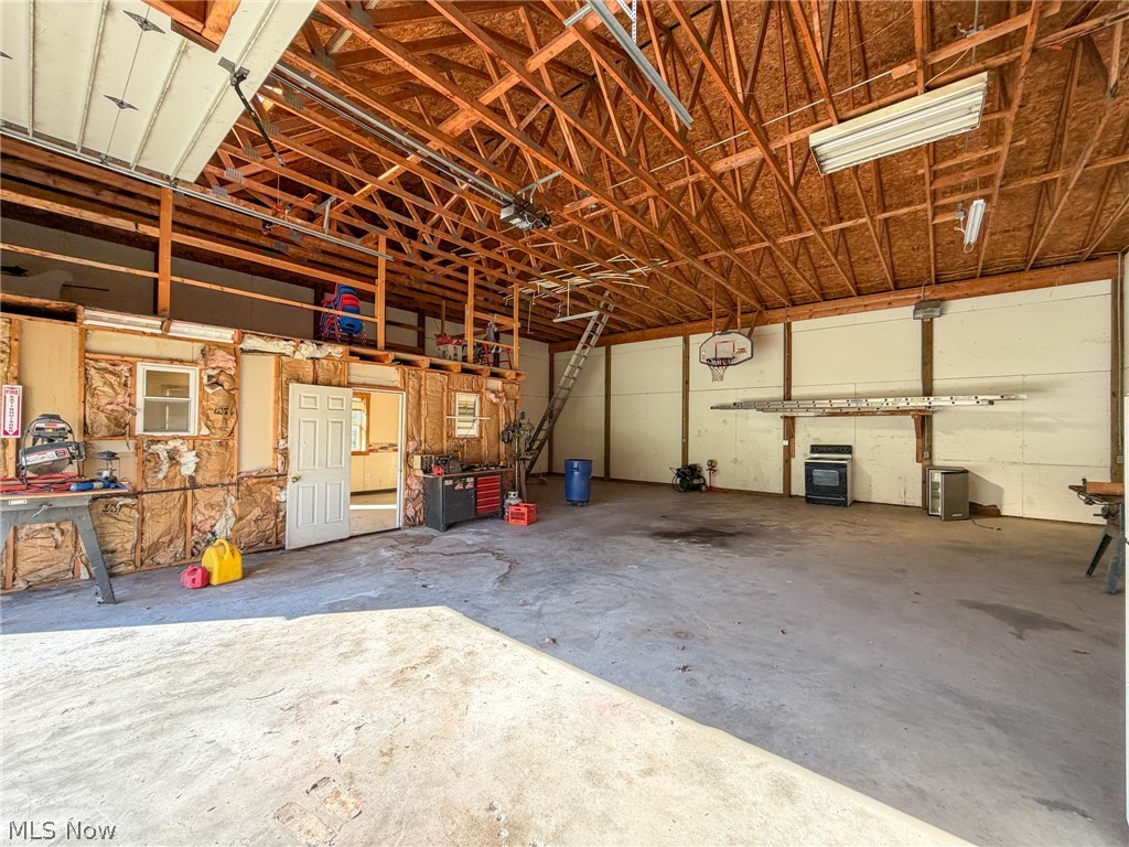 1641 Sr 39 Dover OH 44622