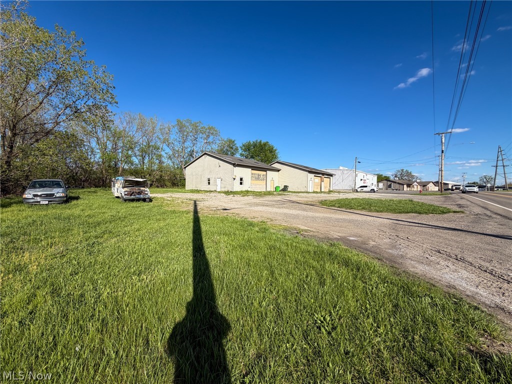 1641 Sr 39 Dover OH 44622