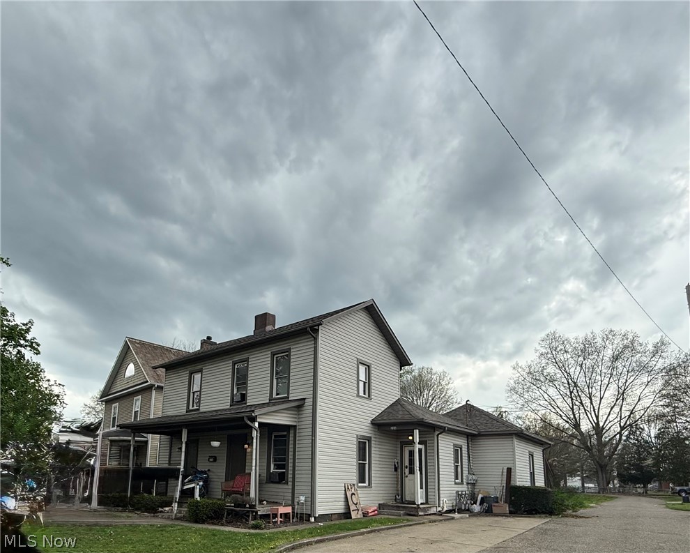 1221-1223 2nd Street NW New Philadelphia OH 44663