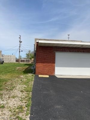 154 Woodbury Street Elyria OH 44035
