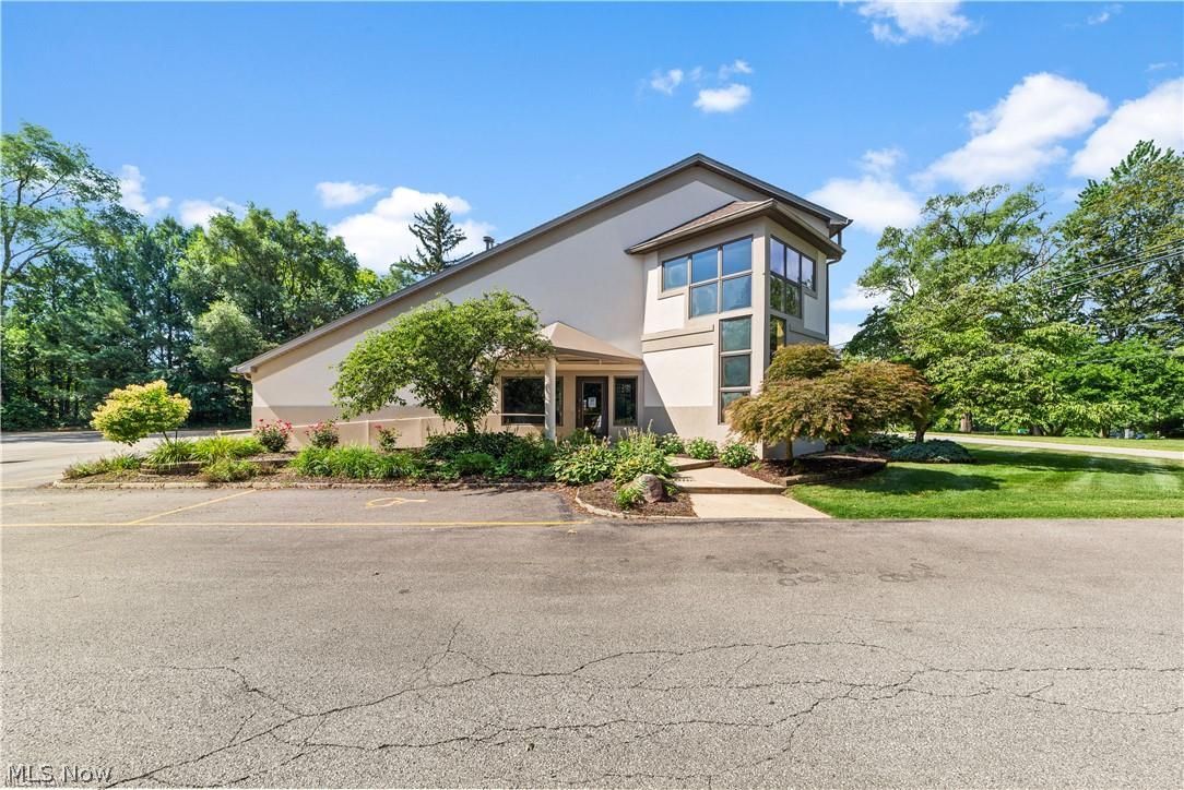 6071 Middle Ridge Road Lorain OH 44053