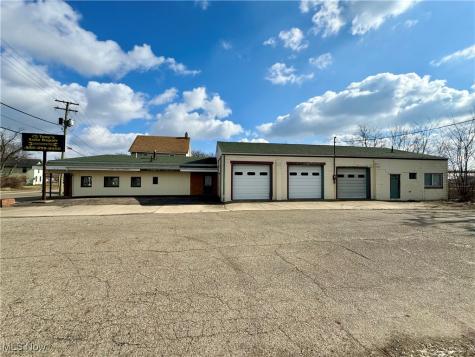 2326 Navarre Road SW Canton OH 44706