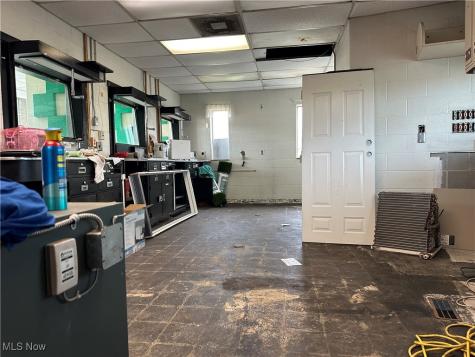 223 Abbe Road N Elyria OH 44035