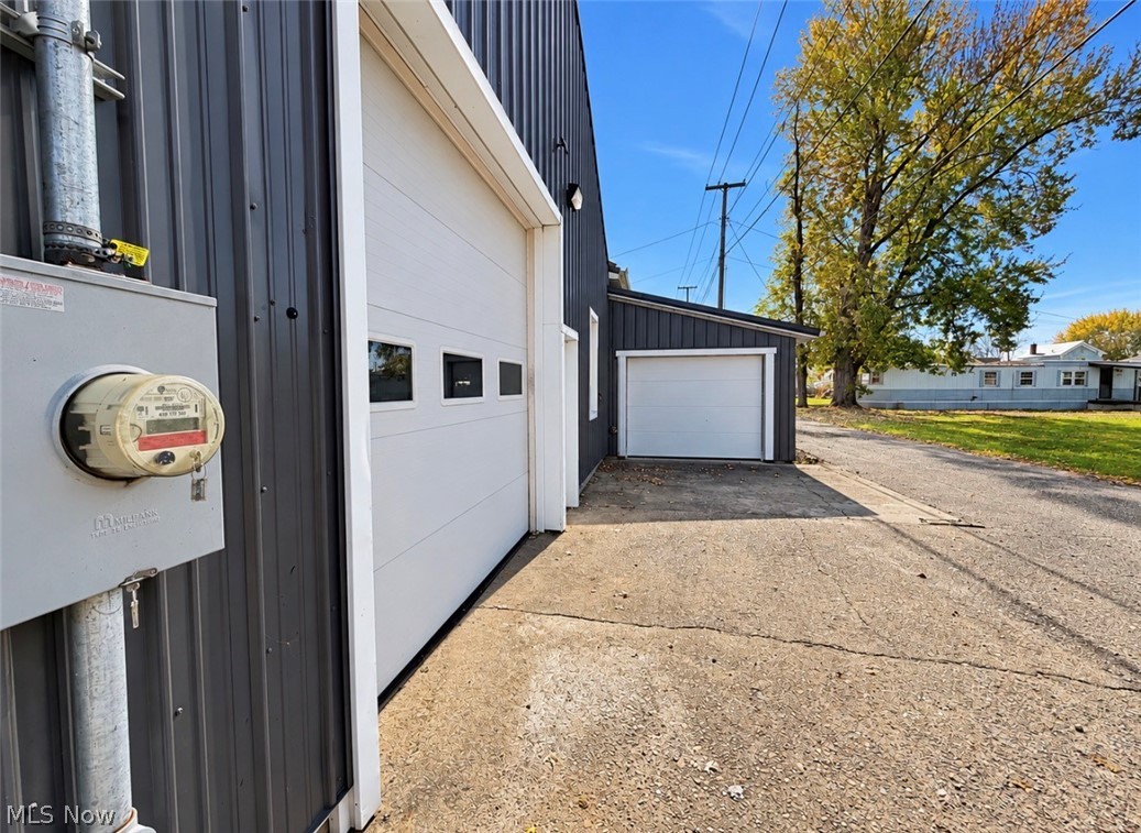 222 & 226 S River Street Newcomerstown OH 43832