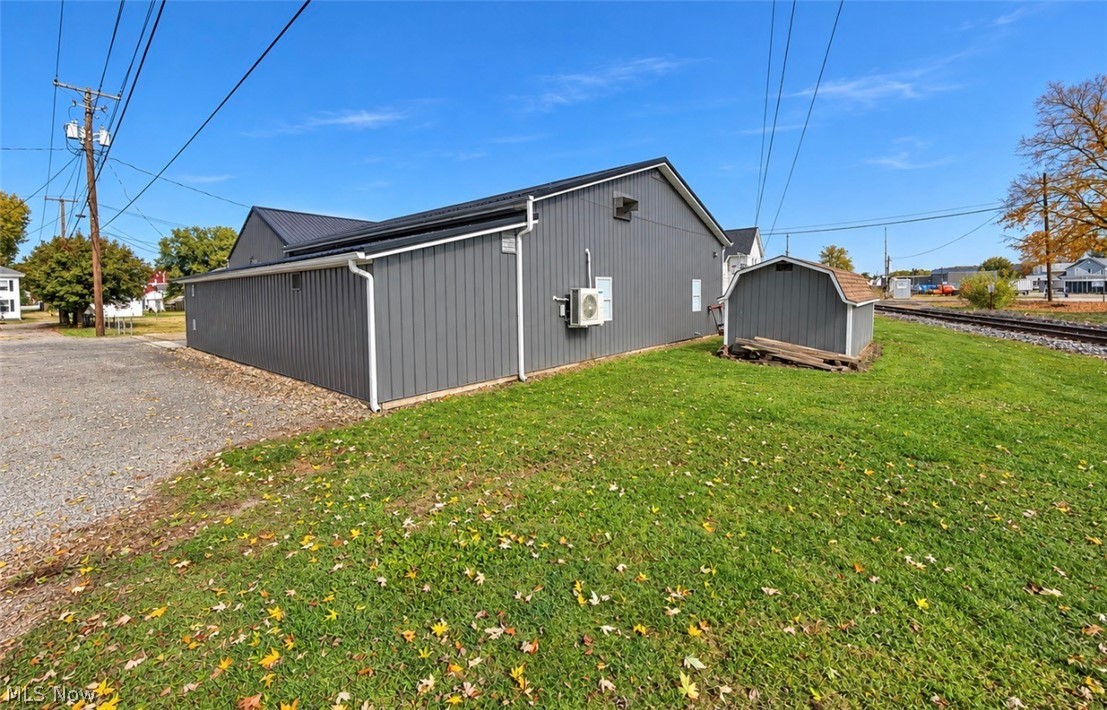 222 & 226 S River Street Newcomerstown OH 43832