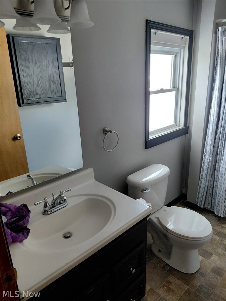 222 & 226 S River Street Newcomerstown OH 43832