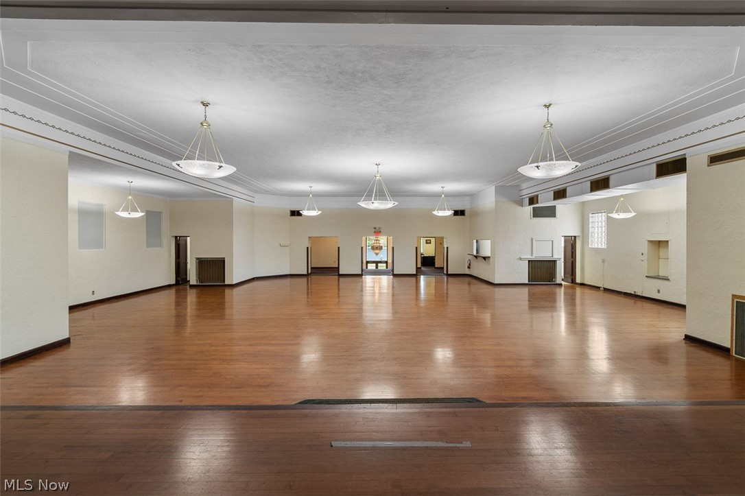 542 W Park Avenue Barberton OH 44203