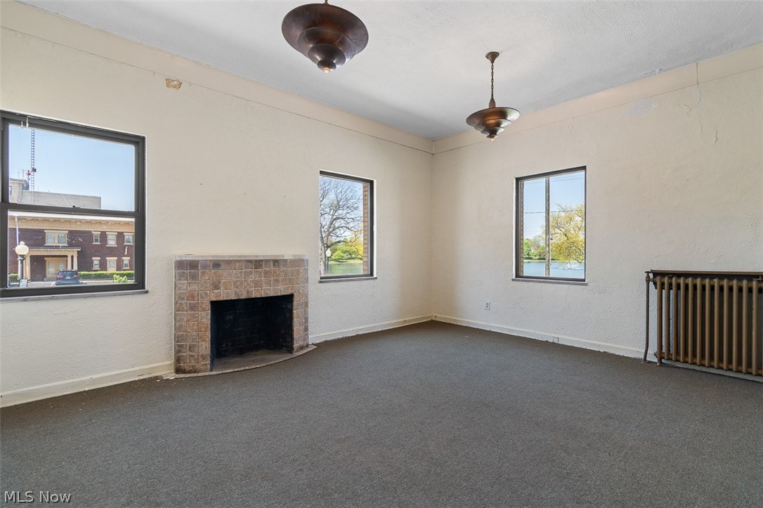 542 W Park Avenue Barberton OH 44203