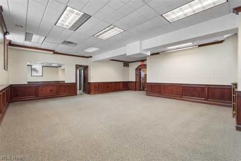 542 W Park Avenue Barberton OH 44203
