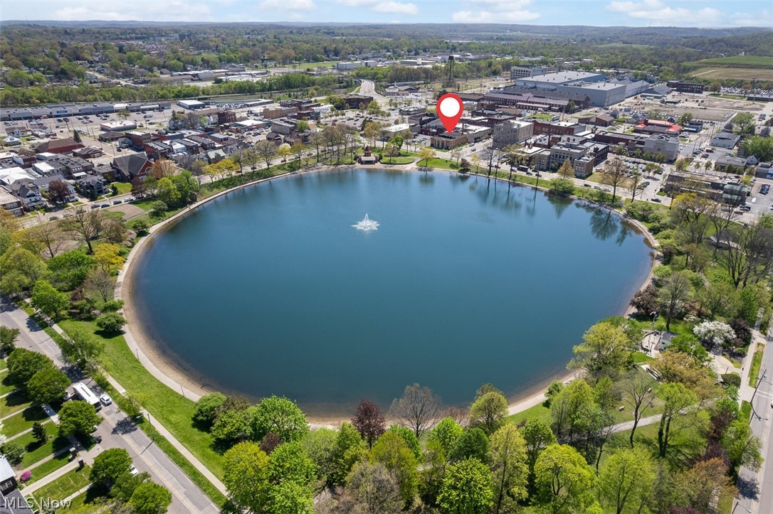 542 W Park Avenue Barberton OH 44203