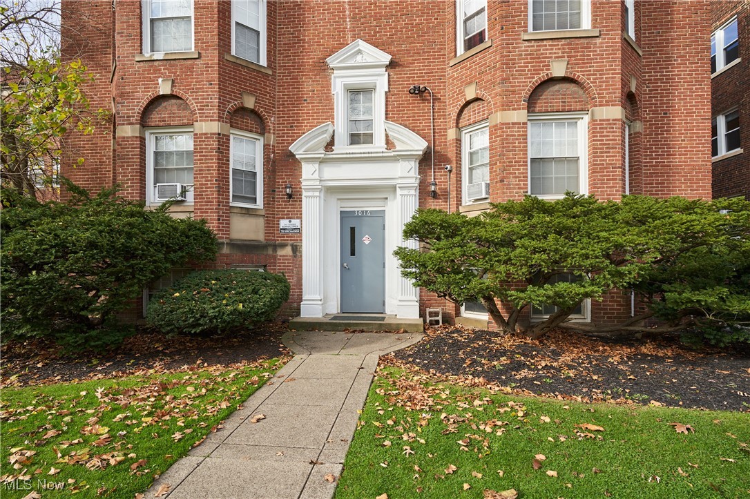 3016 S Moreland Boulevard Shaker Heights OH 44120