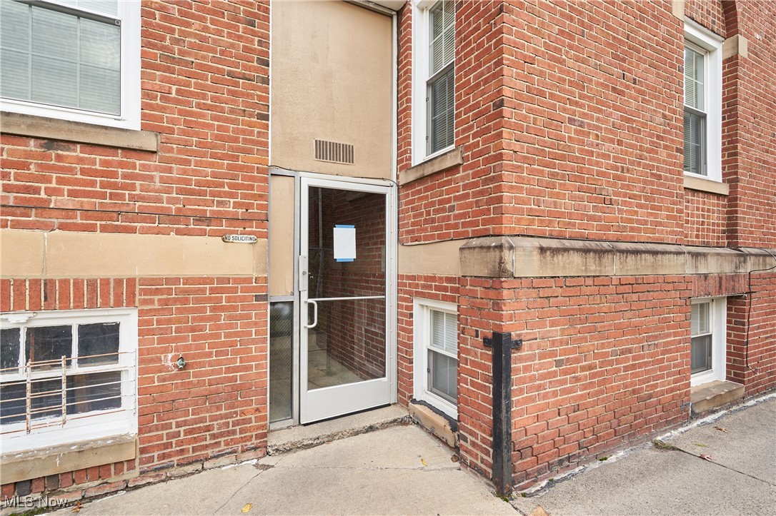 3016 S Moreland Boulevard Shaker Heights OH 44120