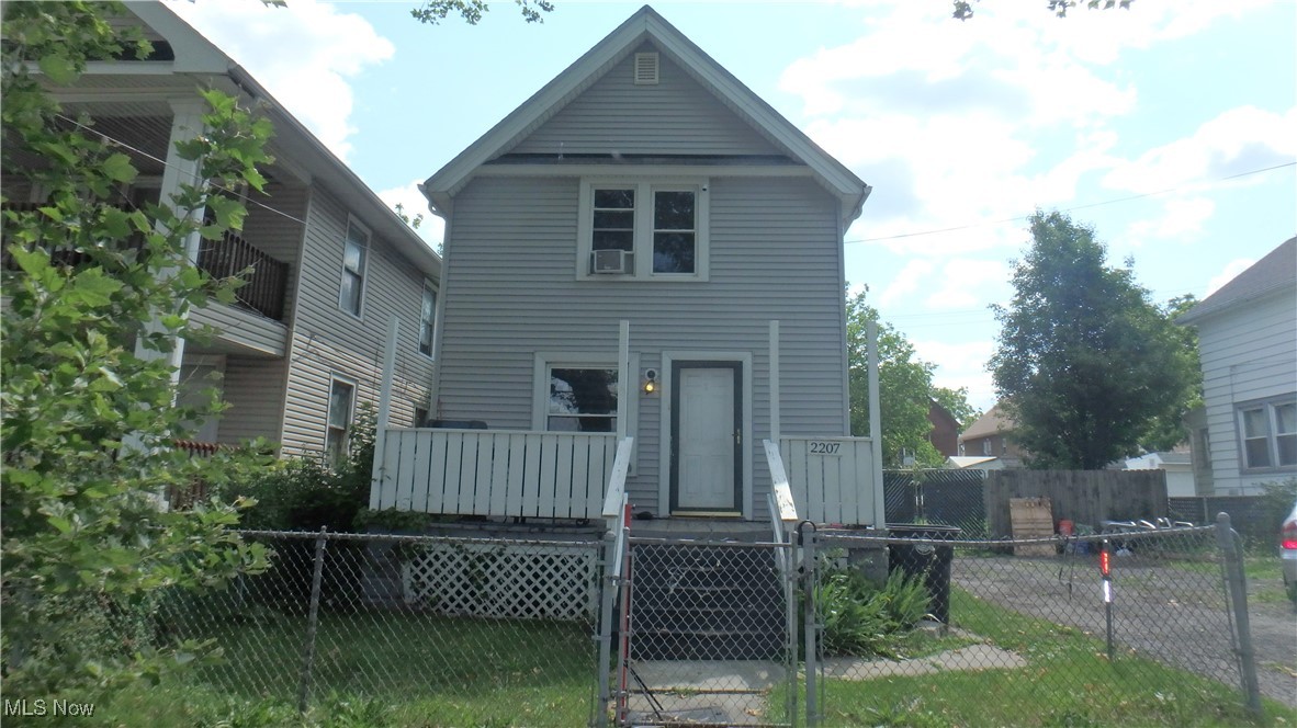 3240 W 38th Street Cleveland OH 44109