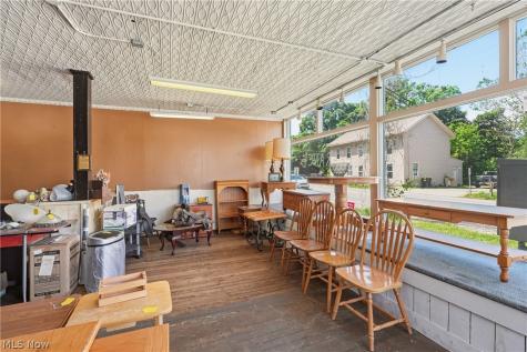 31 & 33 S Front Street Burbank OH 44214